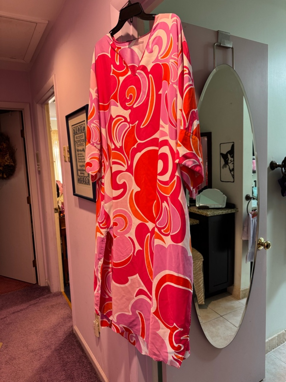 Natori Size L Pink and Red Abstract Kimono